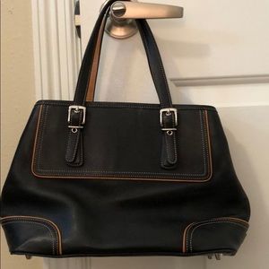 EUC Coach Black Leather Purse